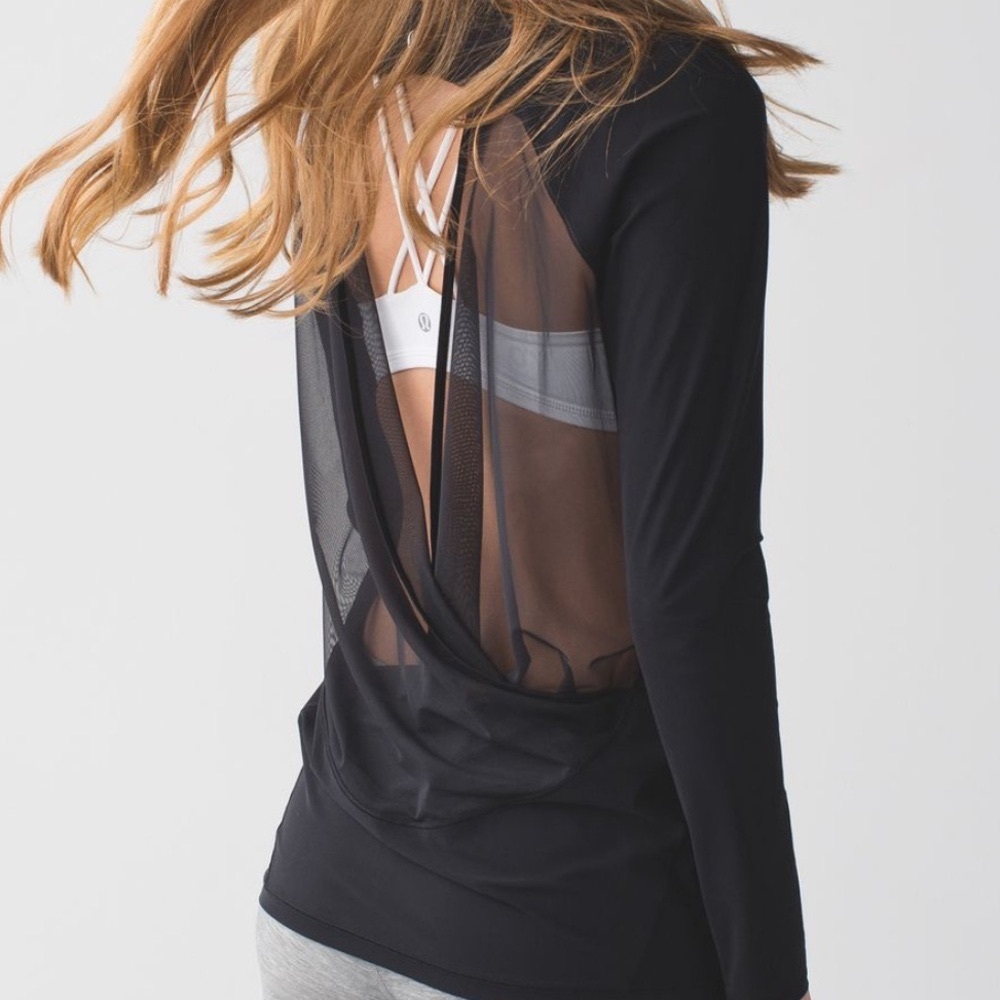 Lululemon if you’re lucky long sleeve size 8 EUC